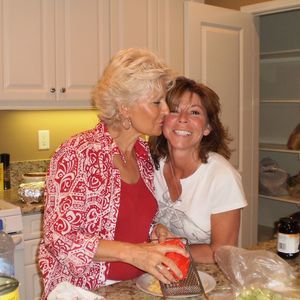 Meet your Posher, Lynda